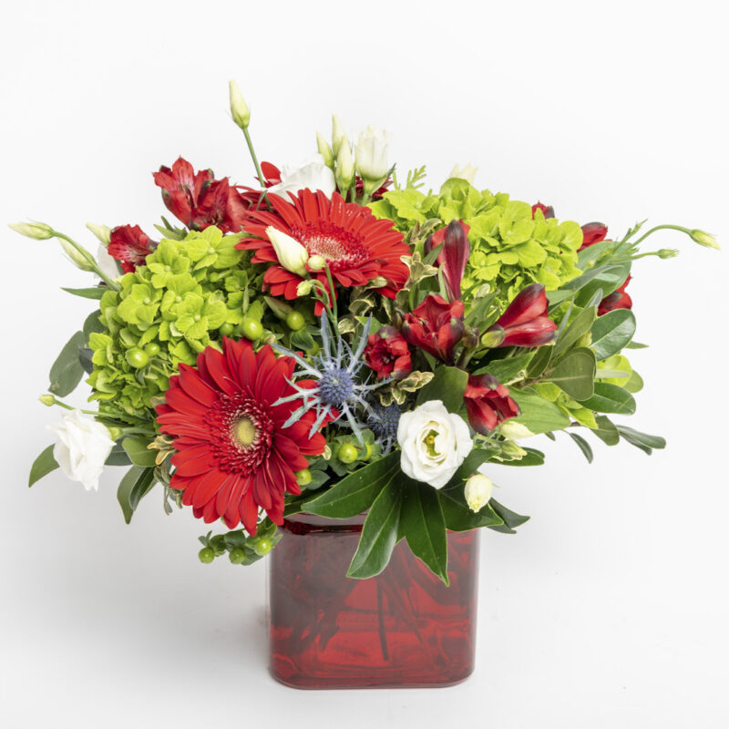 Flower bouquets with red flowers